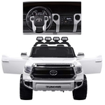 TOYOTA-TUNDRA-JJ2255. Панель приборов, открывающиеся двери.